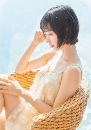 筱田ゆう緊身裙教師在線播放_超清免費全集觀看
