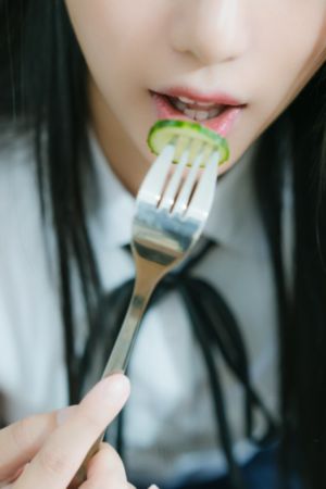 黃色成人在線觀看視頻_BD韓語完整版觀看
