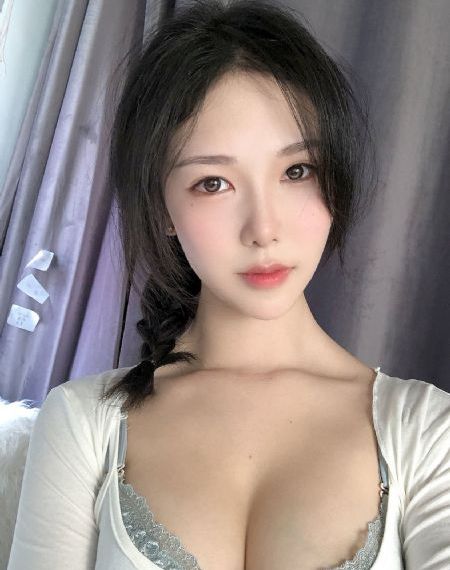 亞洲美女高清第一網(wǎng)站_成長(zhǎng)在線視頻免費(fèi)觀看