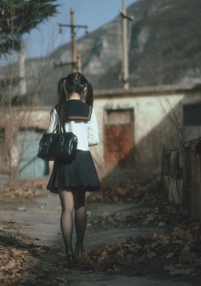 福利視頻一區(qū)二區(qū)三區(qū)_DVD日本電影免費