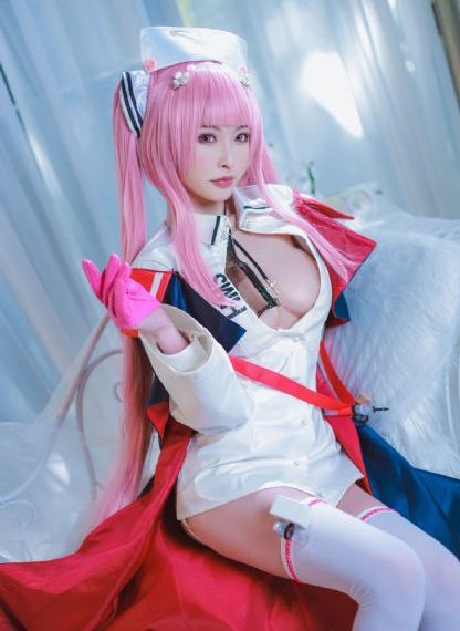 美女女女女女女bbbbbb毛片_老版國語字幕
