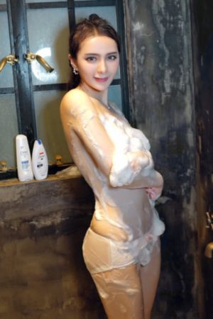 大蜜桃臀偷拍系列在線觀看_免費觀看字幕