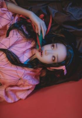 激情臥室h呻吟張開腿視頻_BD國語超清免費觀看