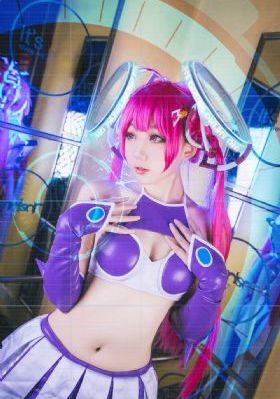 五月天婷婷影視_午夜在線觀看完整版